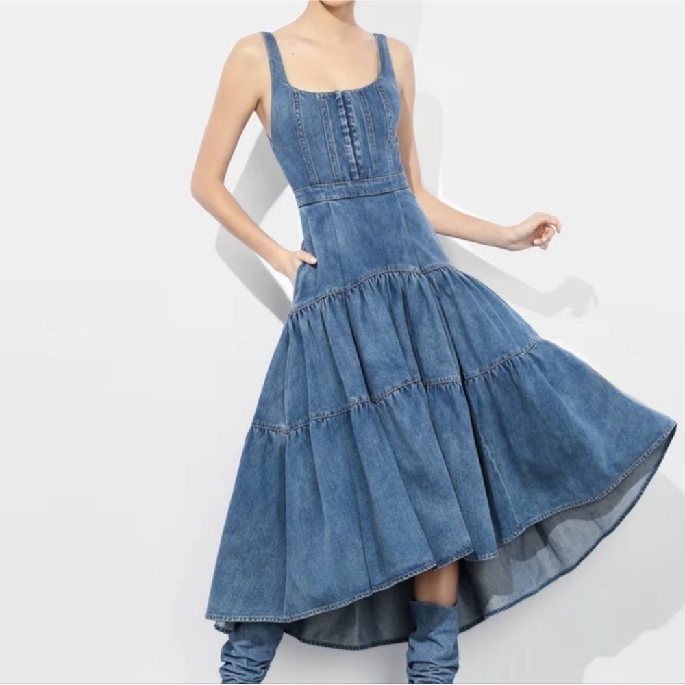 Alice + Olivia Diana Structured Tiered High-Low Maxi Dress